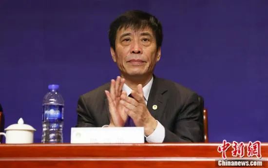 小嫩模无套内谢第一次
