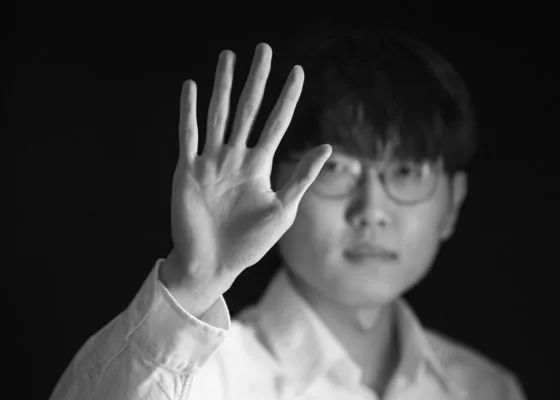 五月天婷婷在线播放